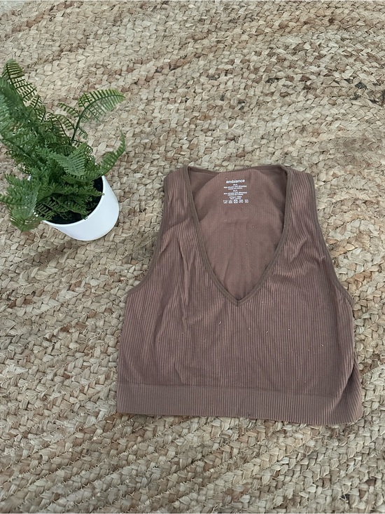 Tops - BROWN SEAMLESS RIBBED TANK TOP